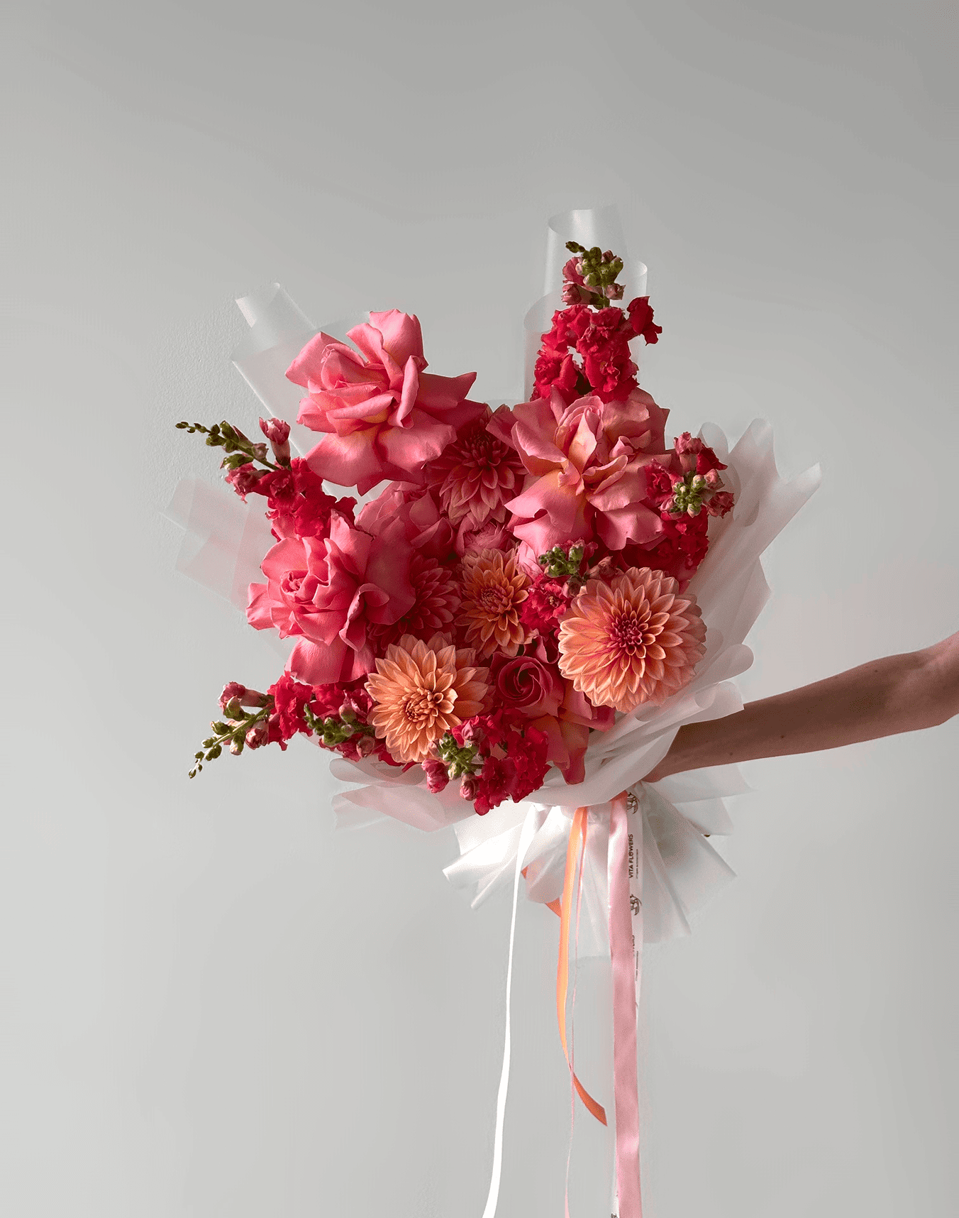 антирринум в букете