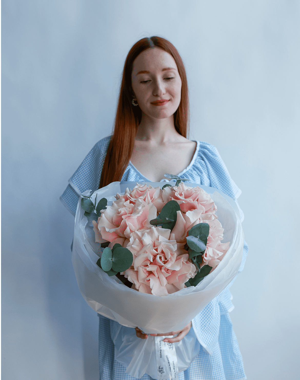 купить розовые розы с доставкой