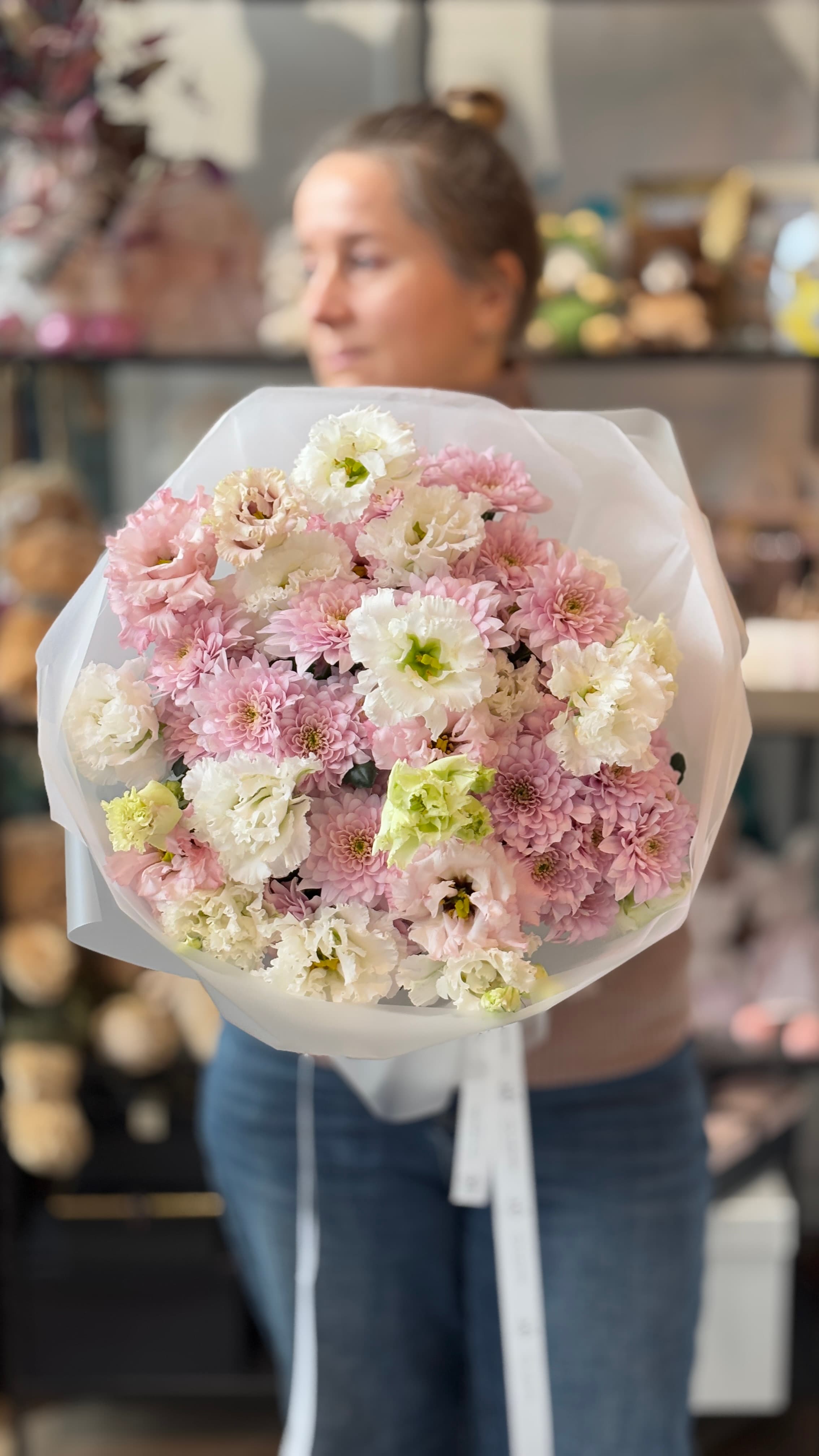 букет из эустомы для свидания