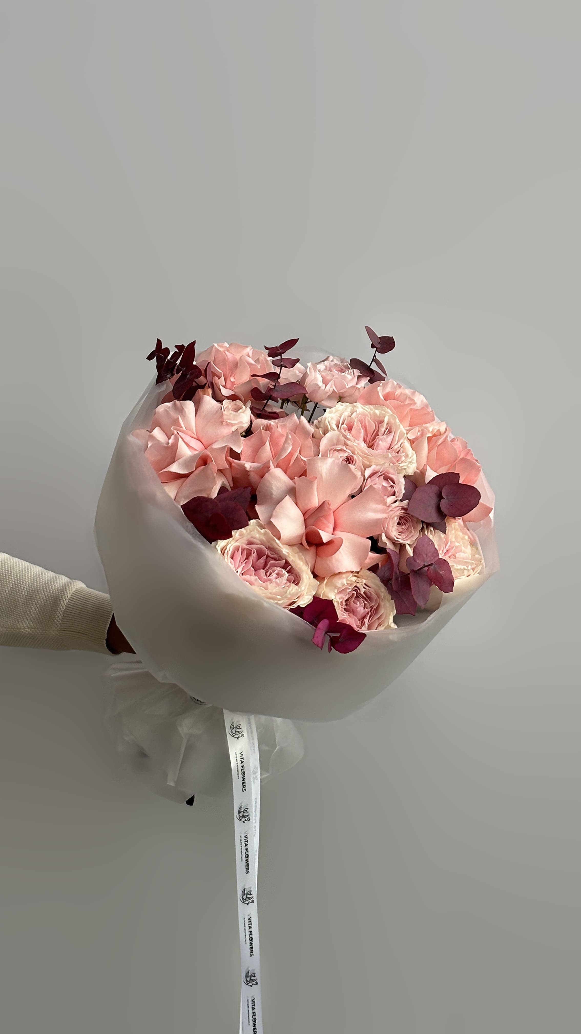 букет вывернутых роз москва