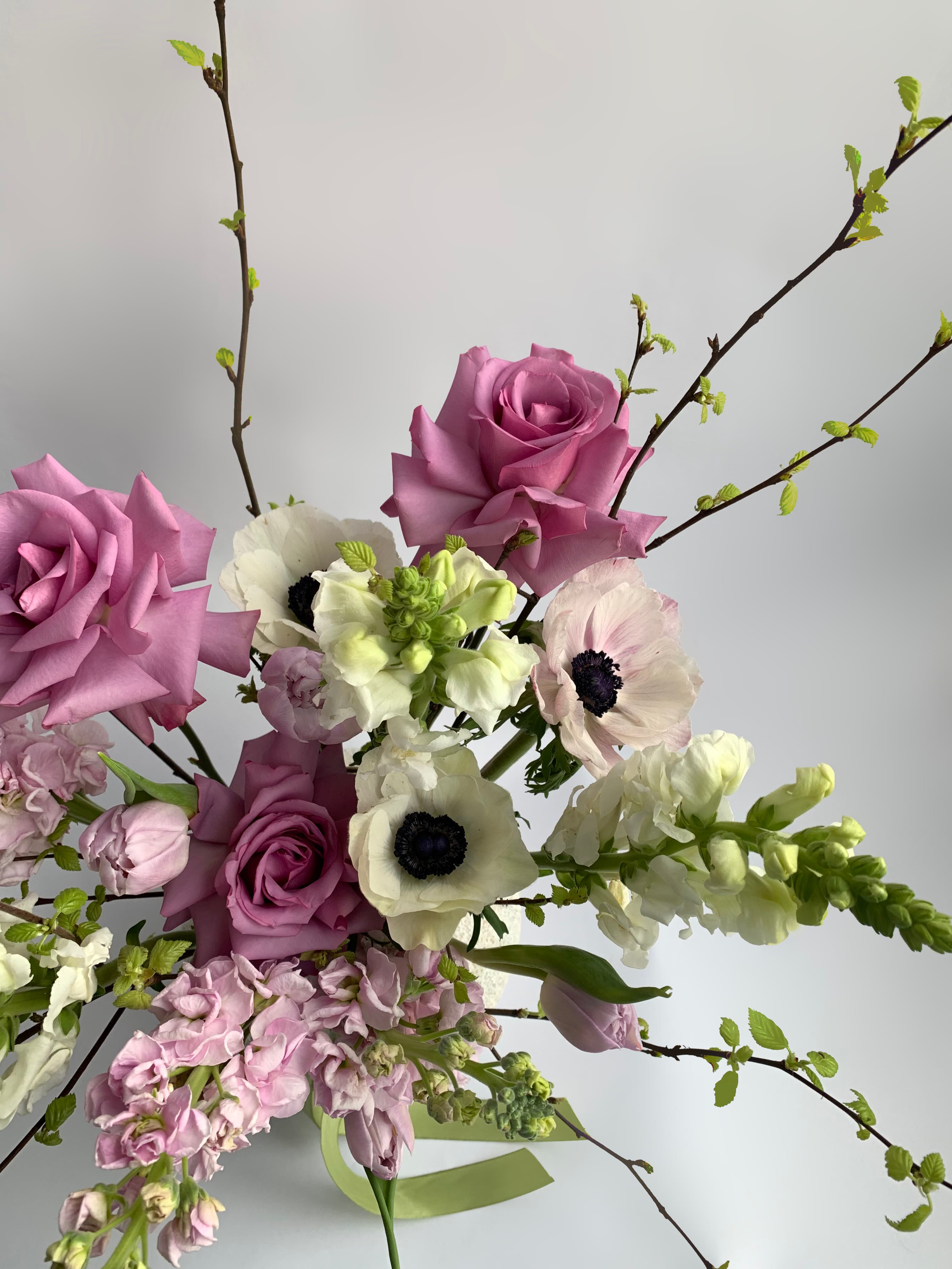 весенняя композиция цветочная